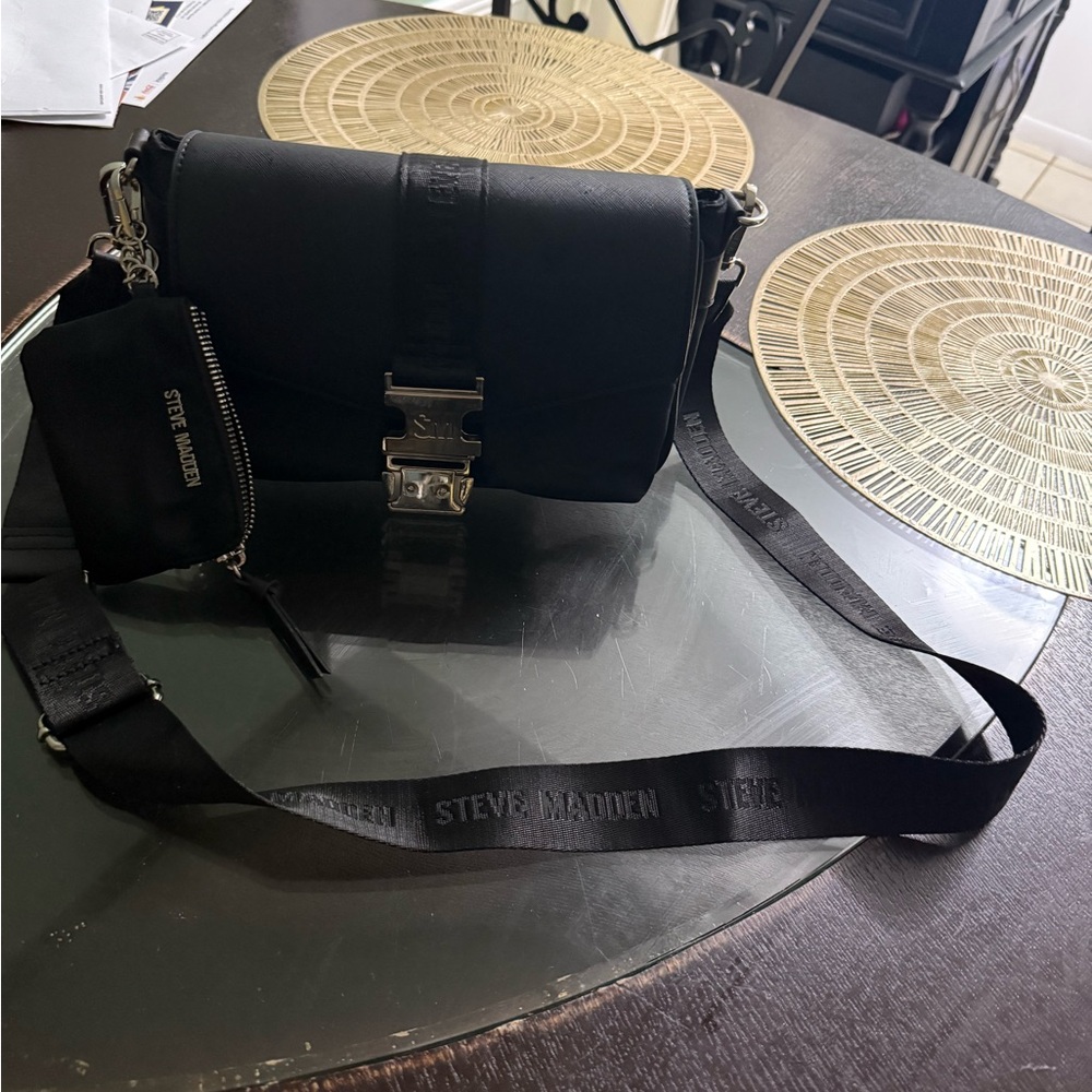 Steve Madden Black Women's Messenger Bag